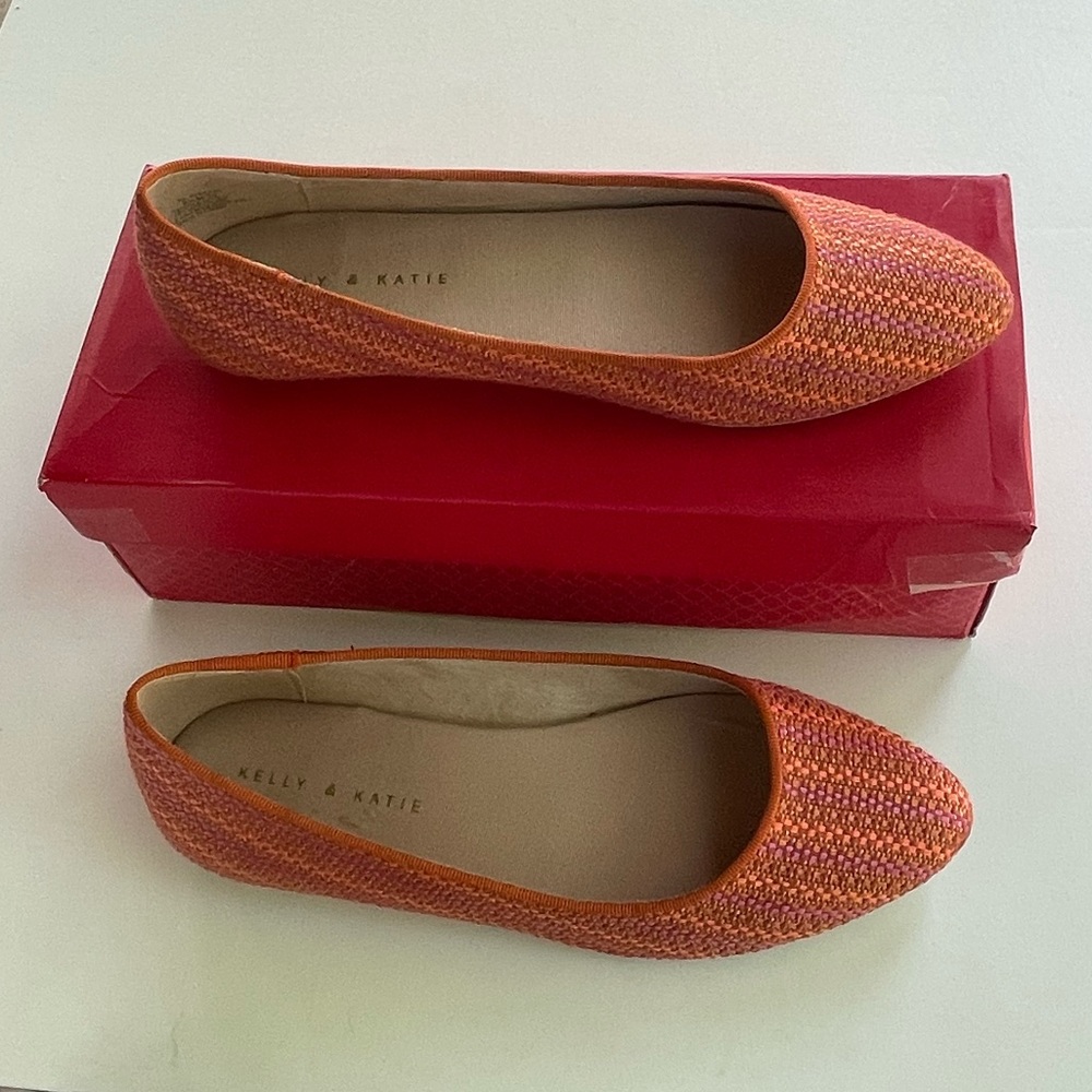 KELLY & KATIE  Pirassa Ballet FlaT Shoes Sz 8.5, Coral, Pink, Purple